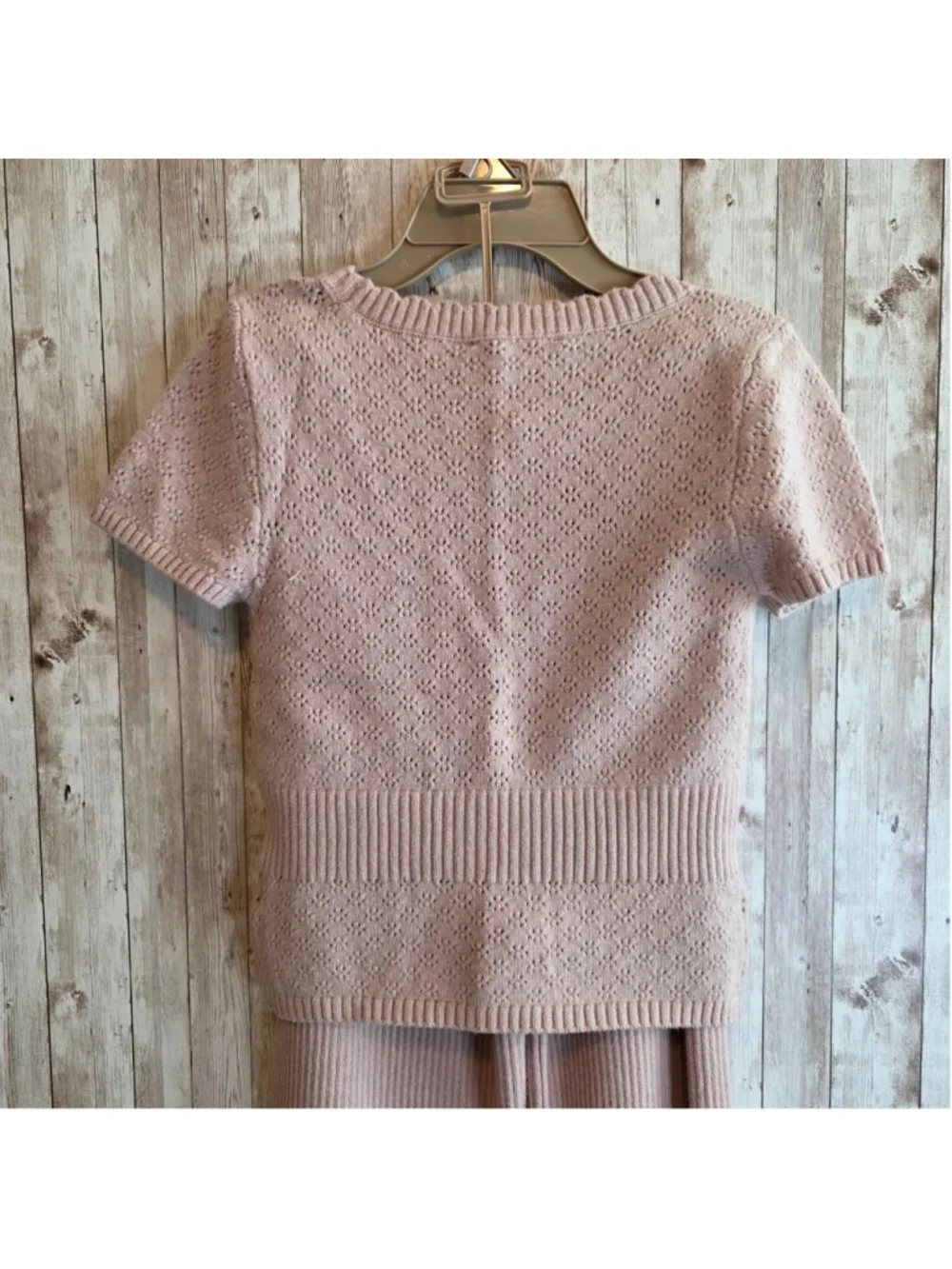 Women's two pieces Pink Rose Pink Knit Wide Leg Pants and blouse Set M NWOT